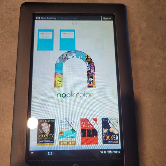 Barnes & Noble Nook Color Tablet & Genuine Nook Brand Case 8GB 7” Screen Bundle - Picture 5 of 7